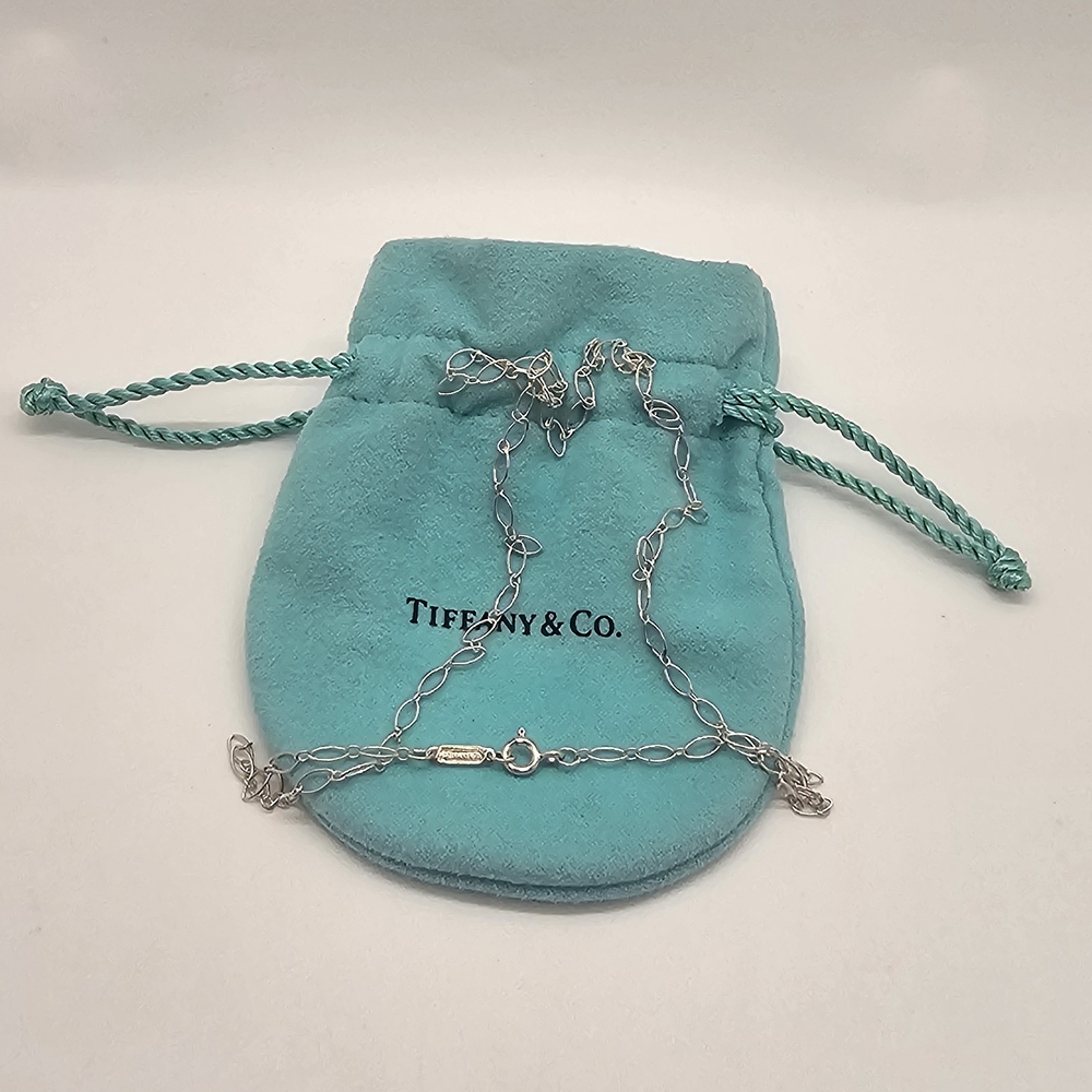 Tiffany & Co. Sterling SilverTiffany & Co. 925 Silver Oval Link 18" Necklace